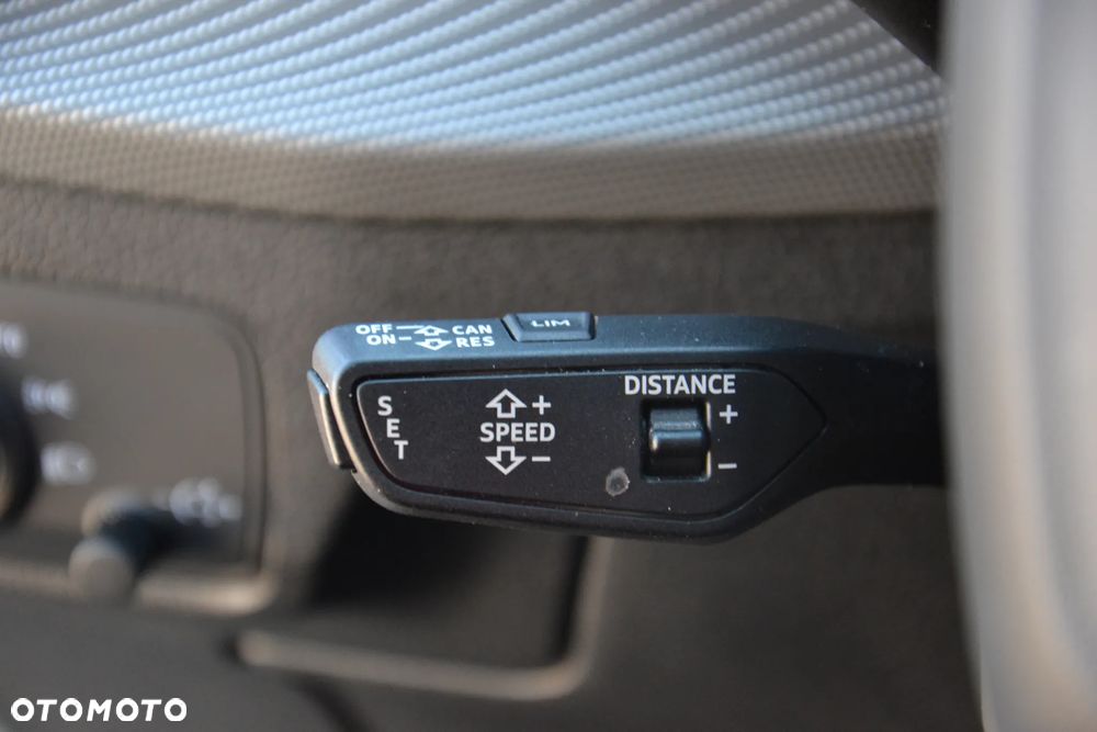 Audi Q2 35 TFSI S tronic S line - 24