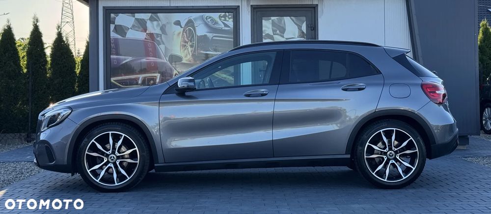 Mercedes-Benz GLA 200 7G-DCT - 6