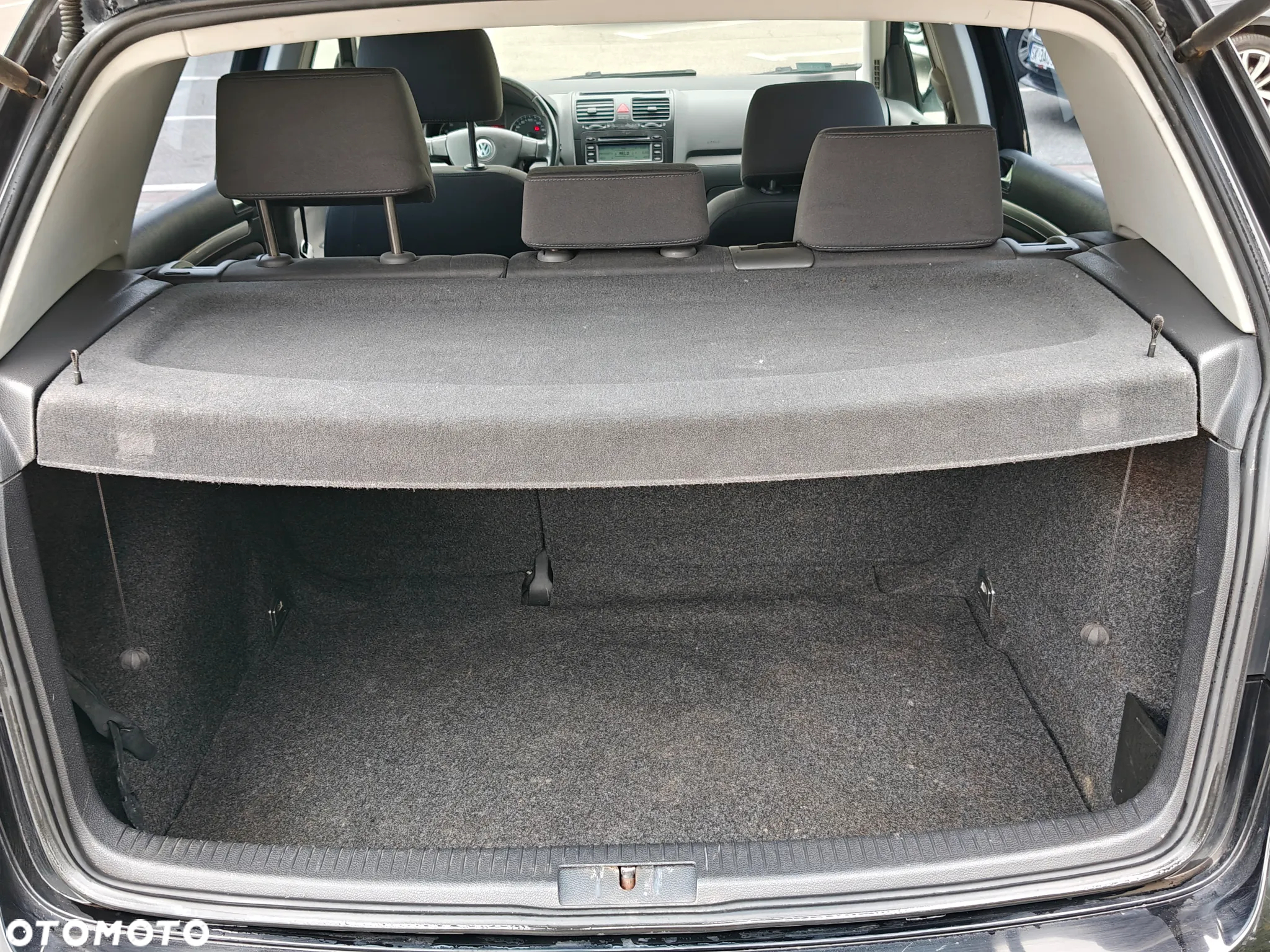 Volkswagen Golf 1.6 FSI Comfortline - 17