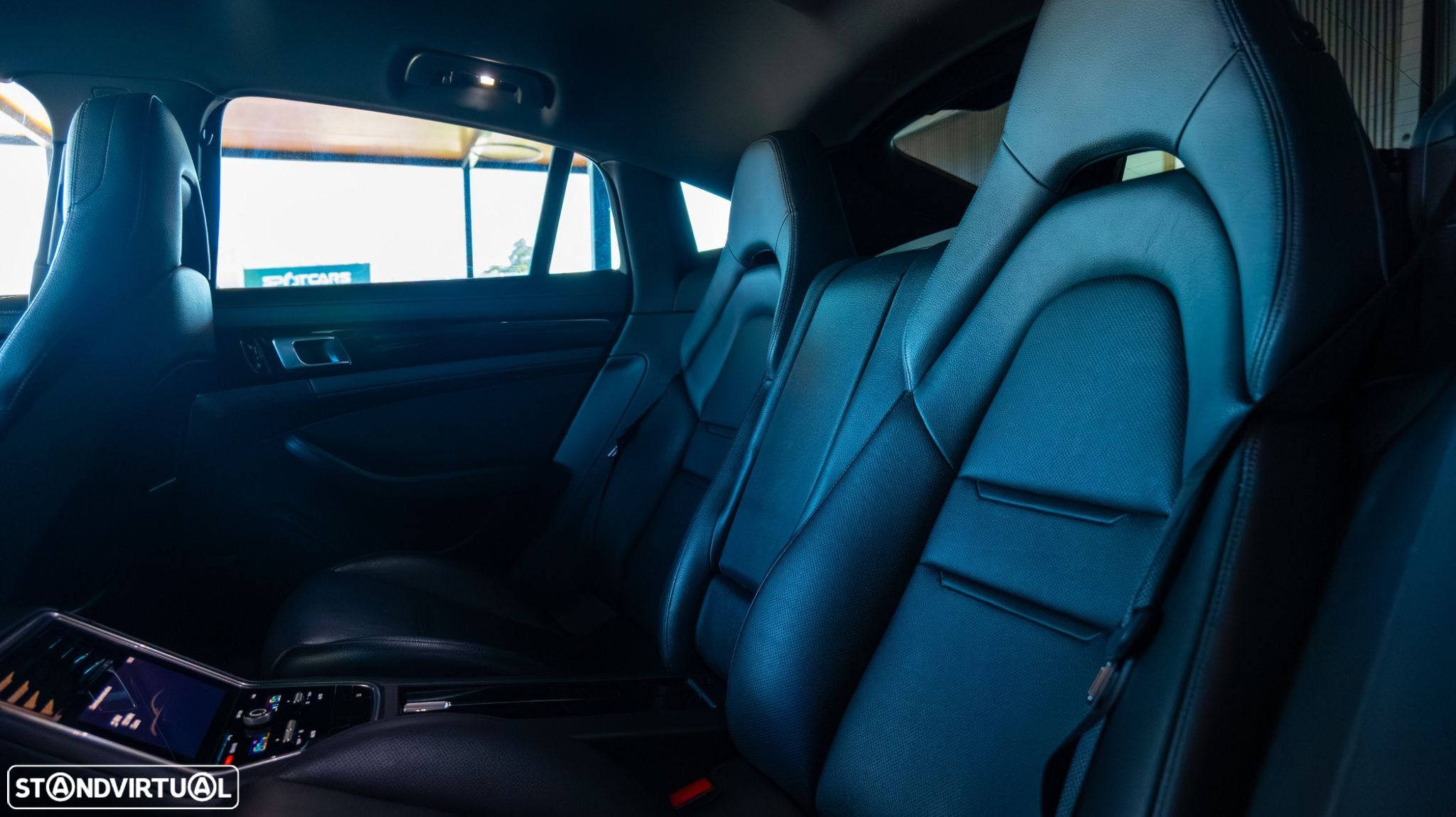Porsche Panamera 4 Executive - 26