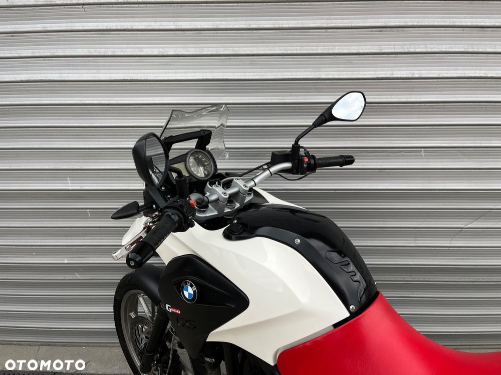 BMW G - 9