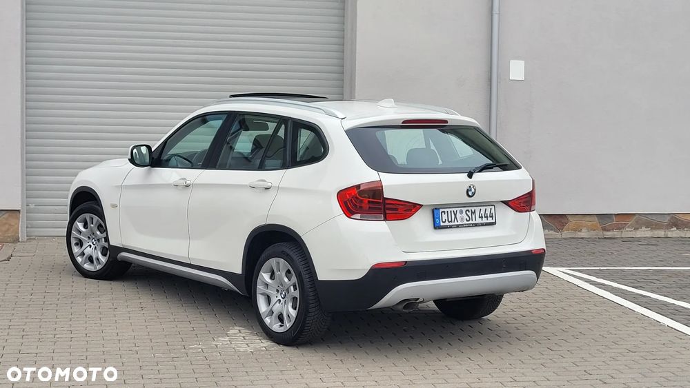 BMW X1 xDrive18d xLine - 10