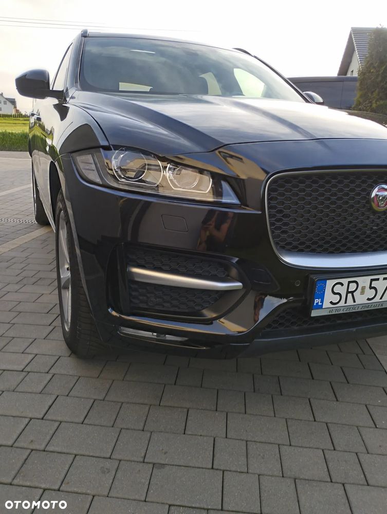 Jaguar F-Pace 2.0 i4D RWD R-Sport - 3