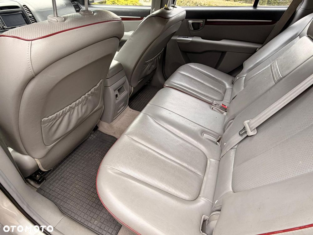 Hyundai Santa Fe - 14