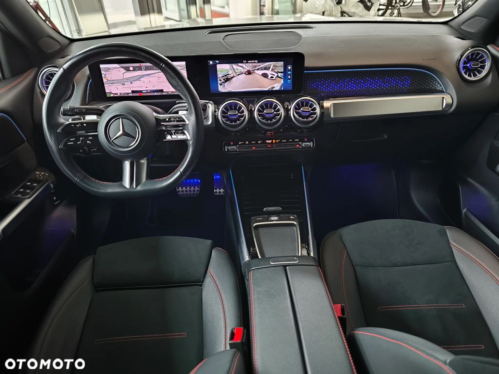 Mercedes-Benz GLB 200 AMG Line 7G-DCT - 12