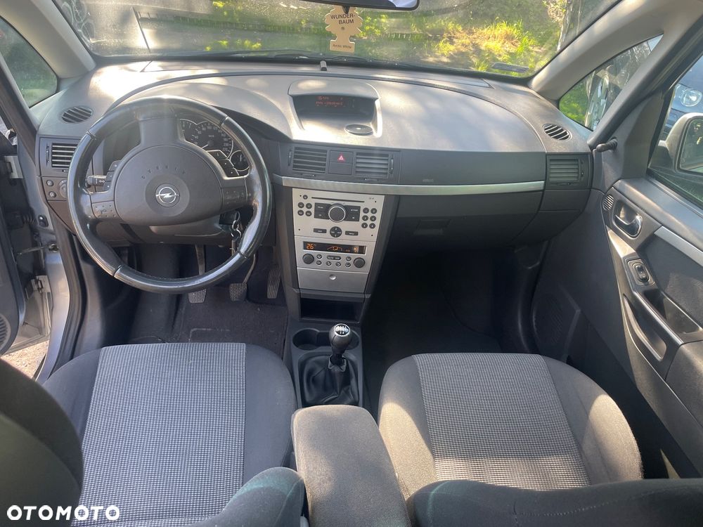 Opel Meriva 1.6 16V (Essentia) - 3