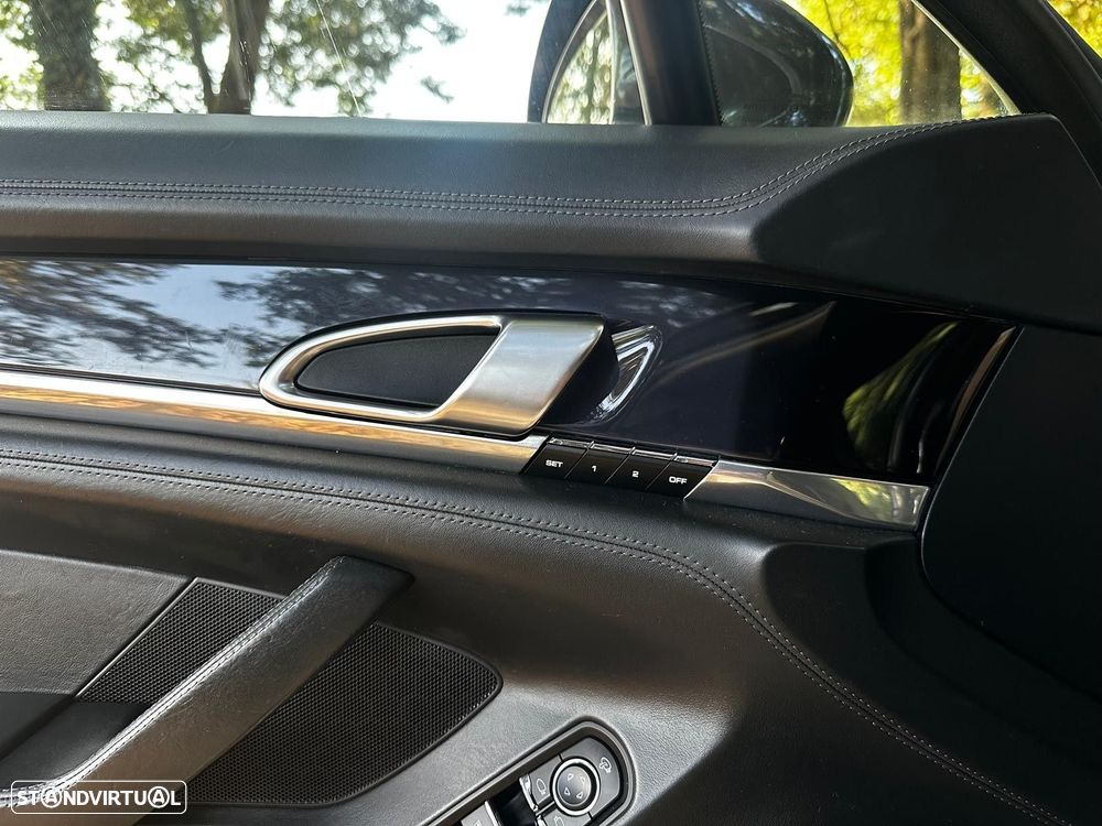 Porsche Panamera S PDK - 24