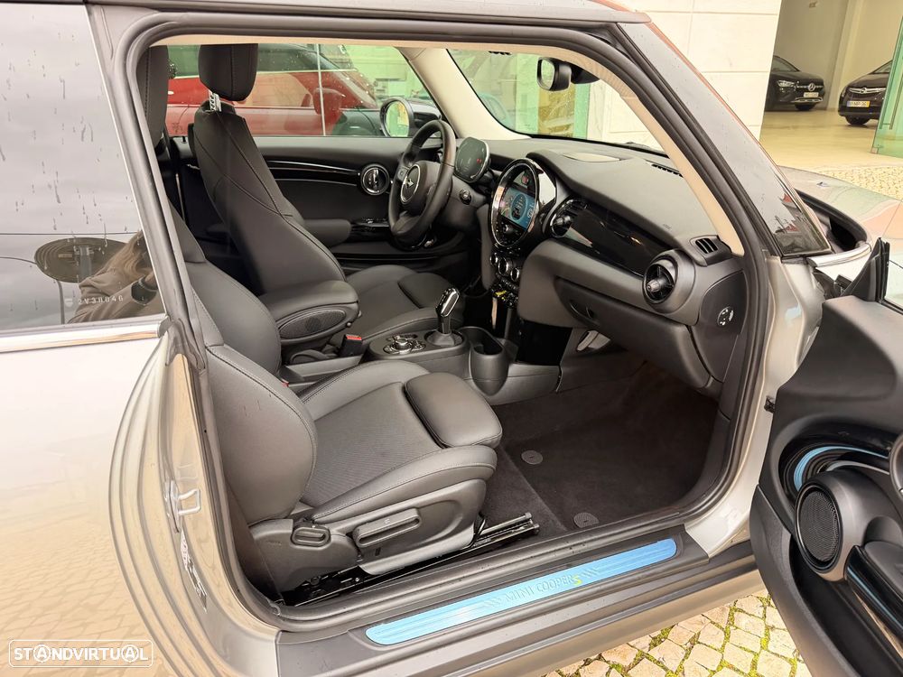 MINI 3 Portas Cooper SE - 39