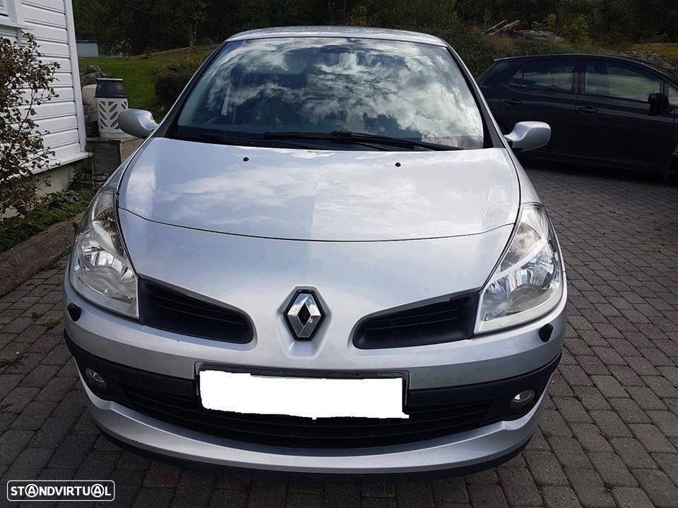 Renault Clio 1.5 dCi Dynamique Luxe - 3