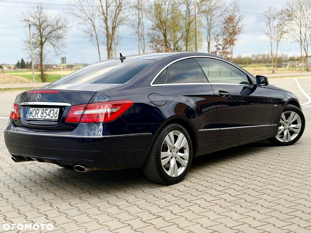 Mercedes-Benz Klasa E - 24