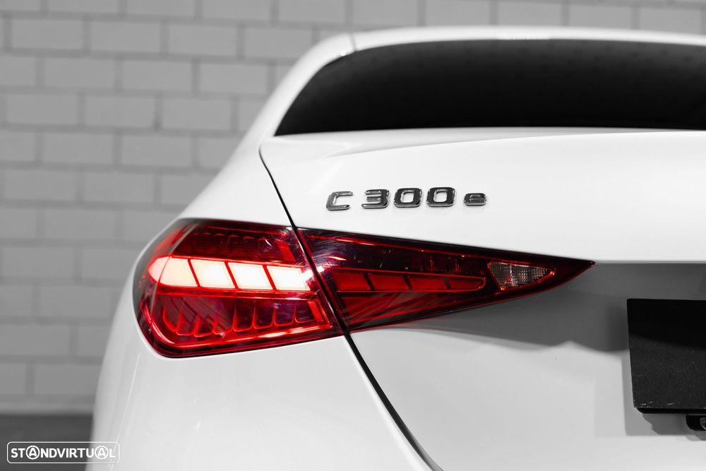 Mercedes-Benz C 300 e 9G-TRONIC AMG Line - 51
