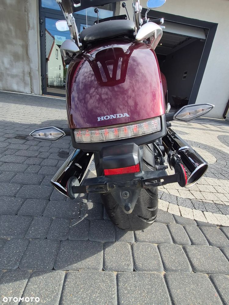 Honda Valkyrie - 15