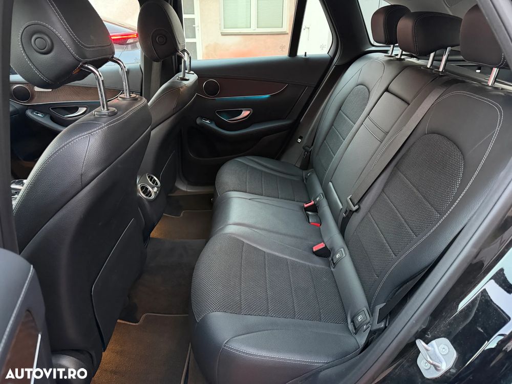 Mercedes-Benz GLC 250 d 4Matic 9G-TRONIC Exclusive - 22