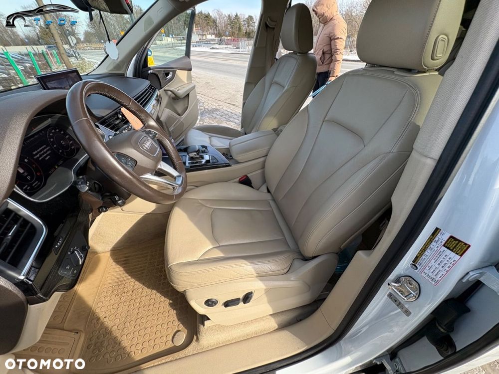 Audi Q7 3.0 TFSI Quattro Tiptronic - 18