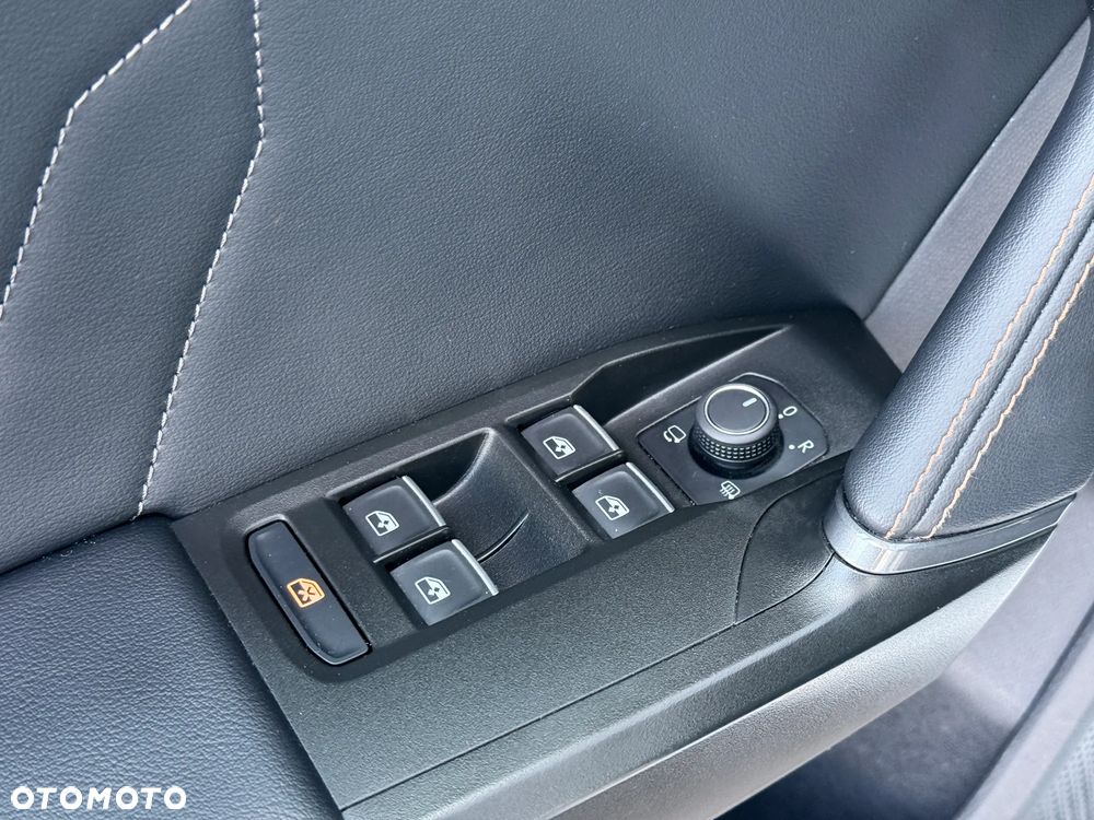 Cupra Formentor 1.5 TSI DSG - 25