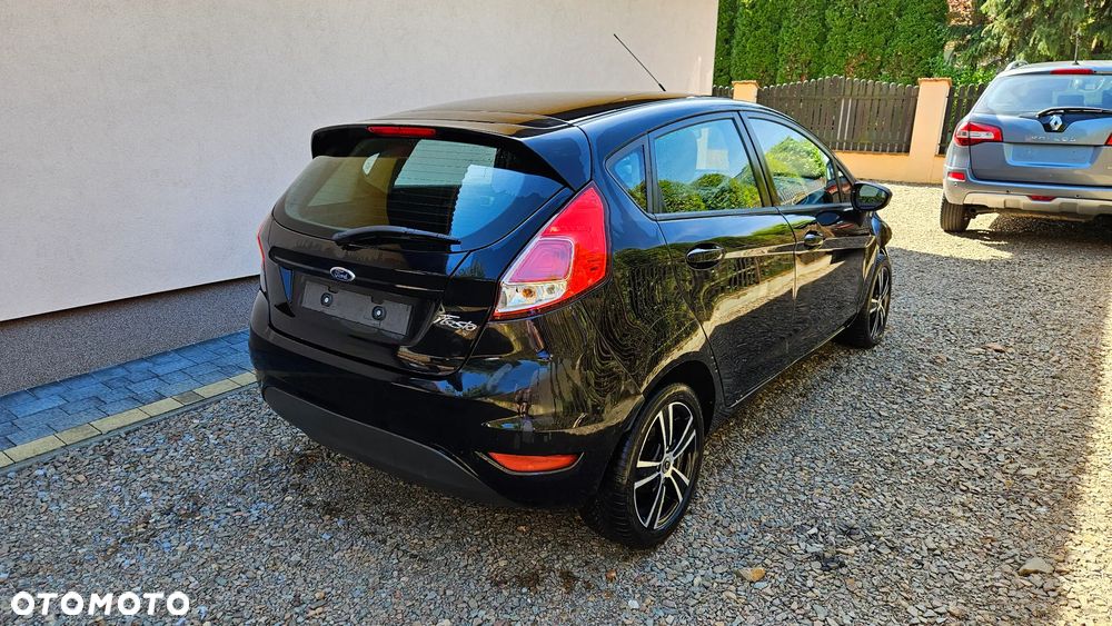 Ford Fiesta 1.25 Champions Edition - 4