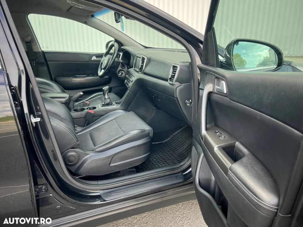 Kia Sportage 2.0 DSL 6MT 4x4 Style - 16