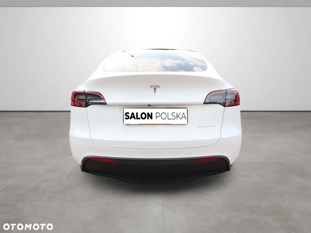 Tesla Y Long Range AWD - 7