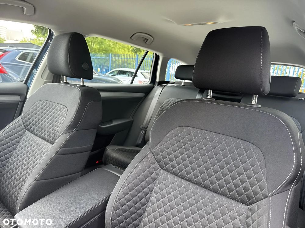Skoda Superb 1.5 TSI Ambition DSG - 12