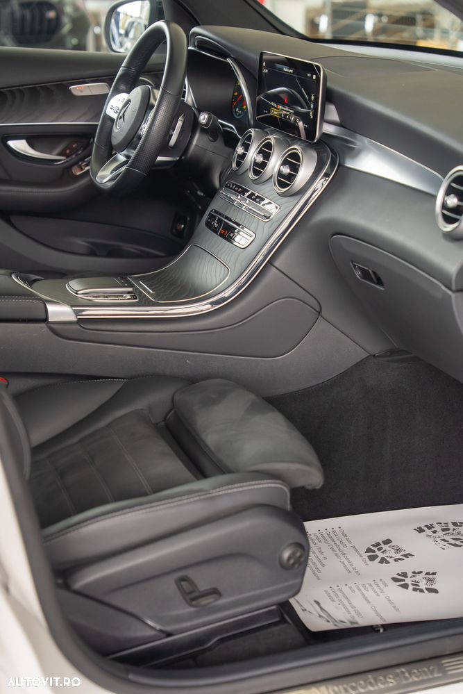 Mercedes-Benz GLC 220 d 4MATIC 9G-TRONIC AMG Line - 23