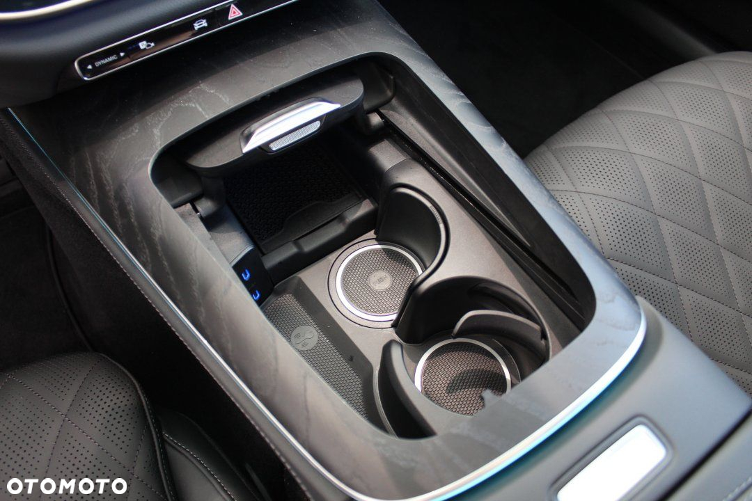 Mercedes-Benz Klasa E - 8