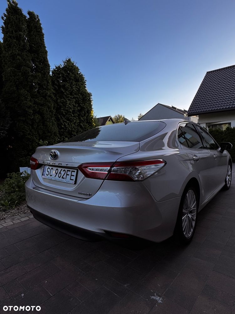 Toyota Camry 2.5 Hybrid Executive CVT - 4