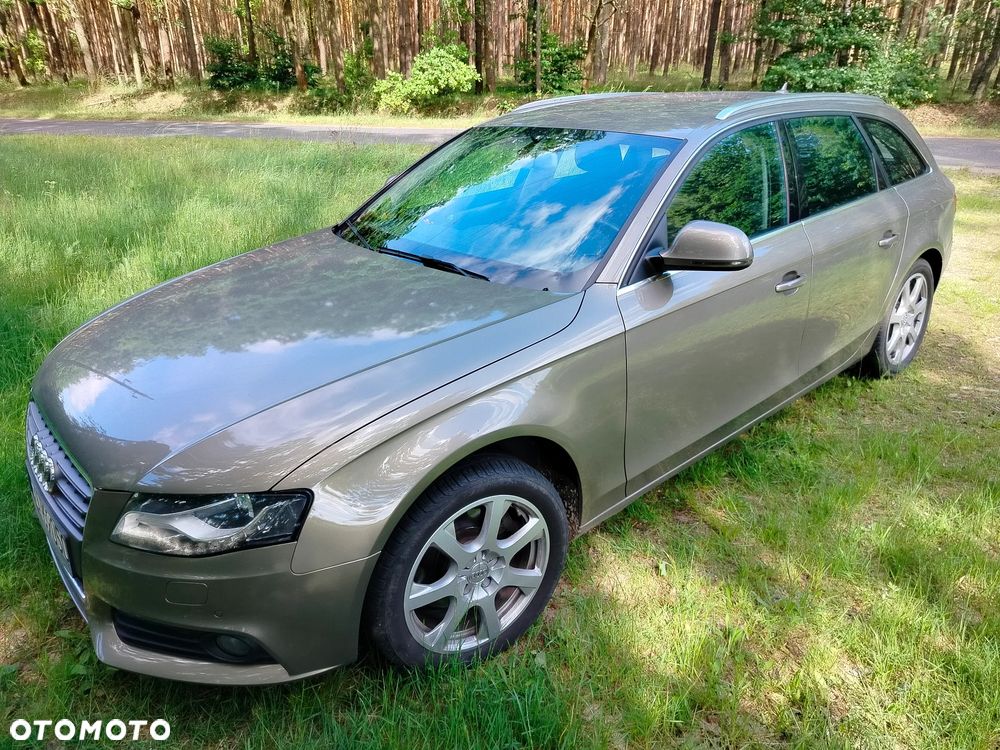 Audi A4 Avant 2.0 TDI - 1