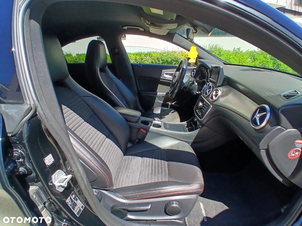 Mercedes-Benz CLA - 9