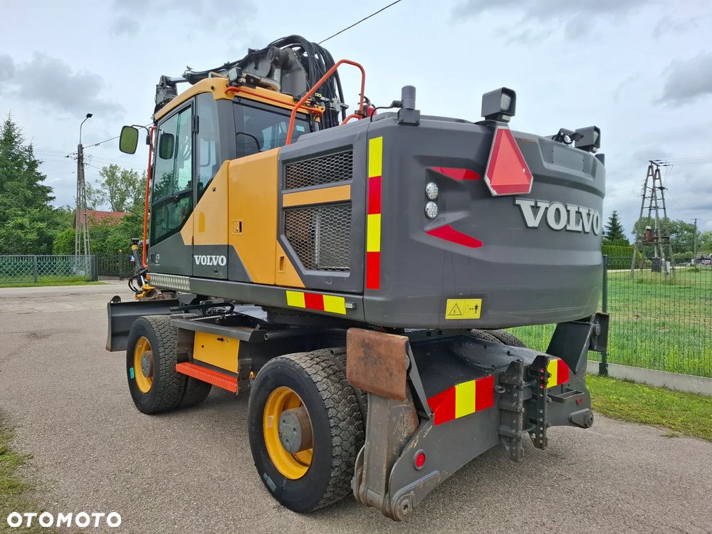 Volvo Ew180E - 2