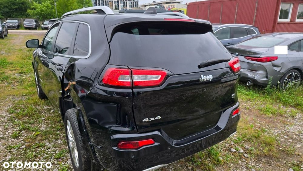 Jeep Cherokee - 12