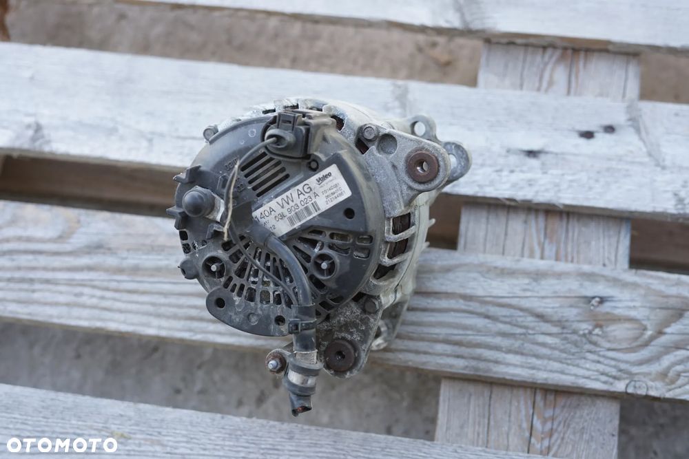 Alternator VW 03L903023A - 3