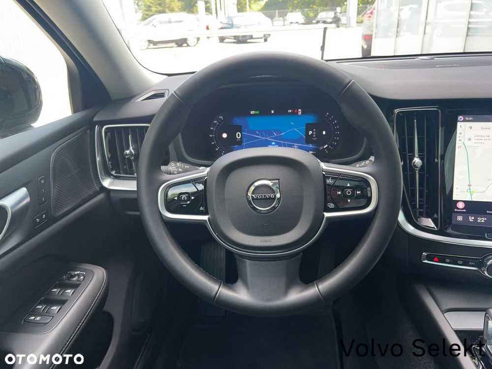 Volvo V60 B4 B Plus Dark - 11