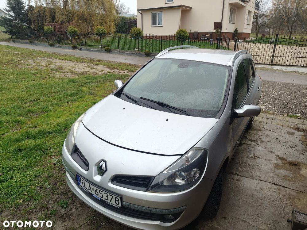 Renault Clio - 1
