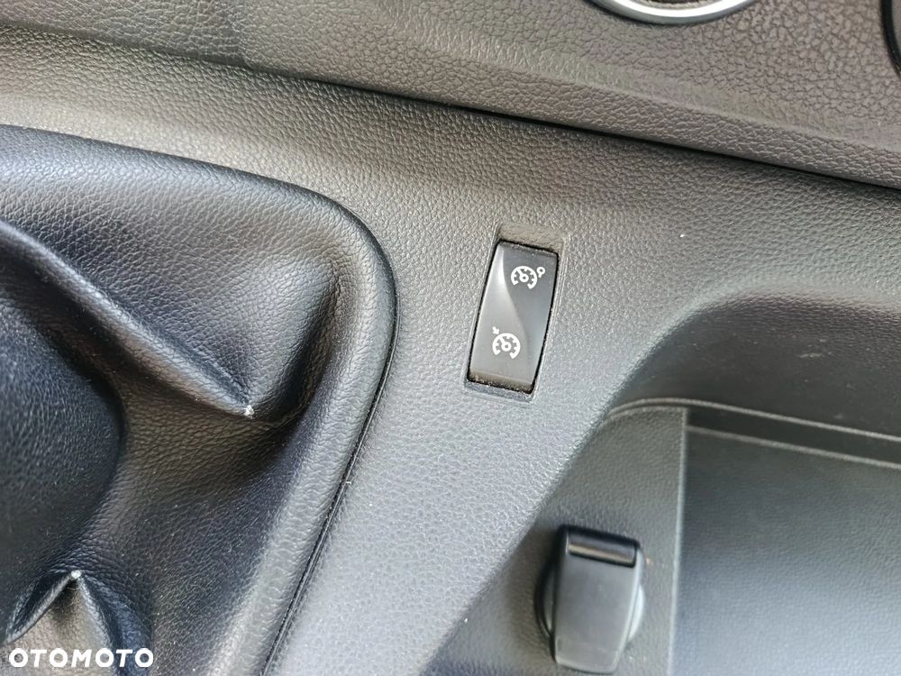 Renault Master Blizniak Kontener Winda - 17