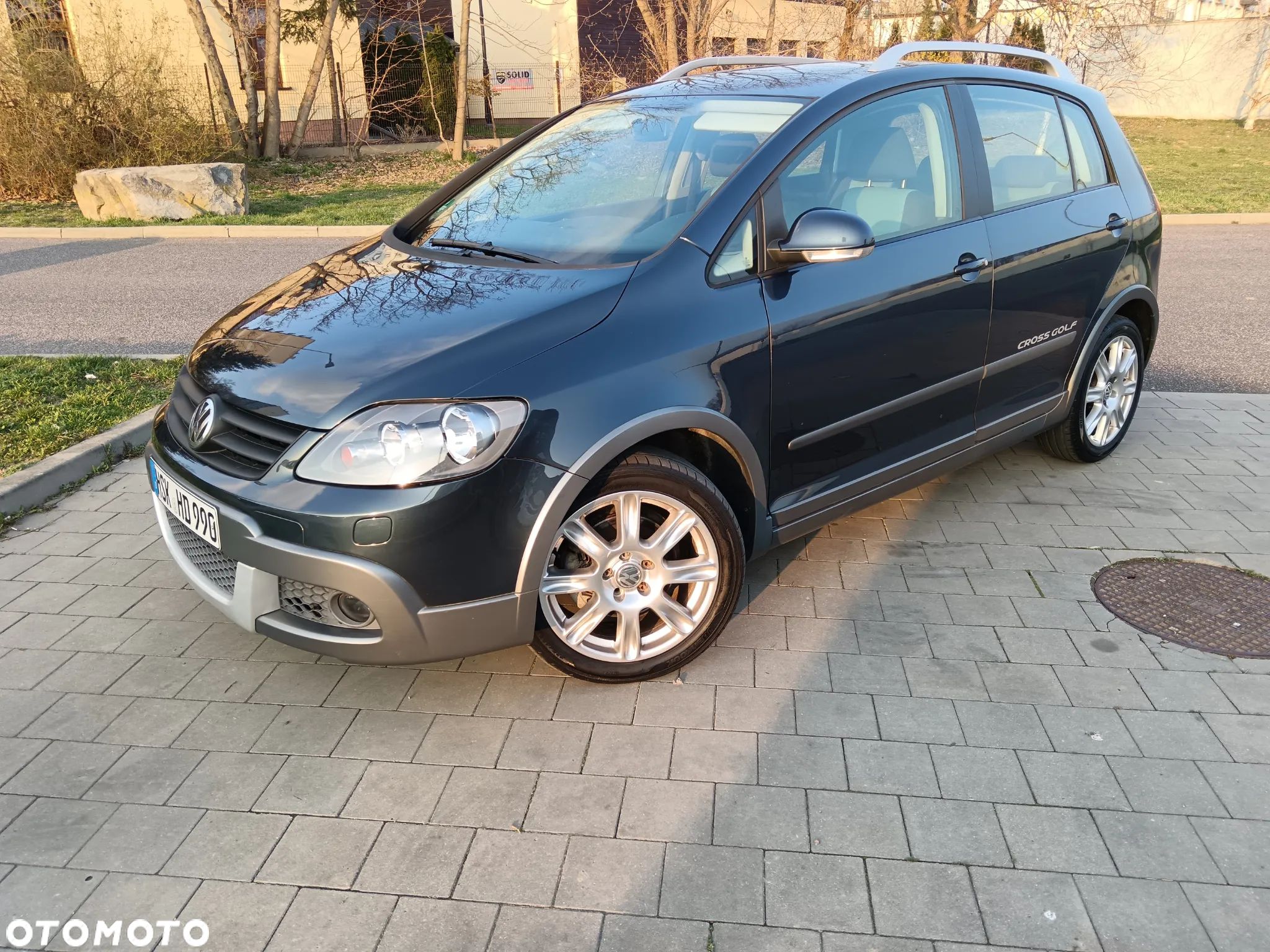 Volkswagen Golf Plus - 1