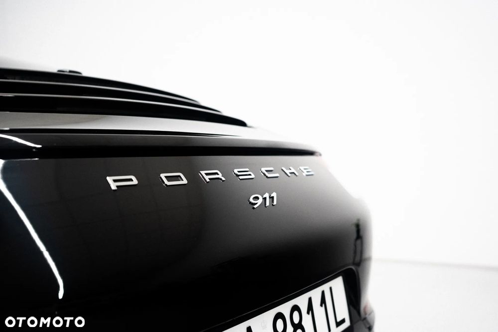 Porsche 911 Carrera PDK Black Edition - 9