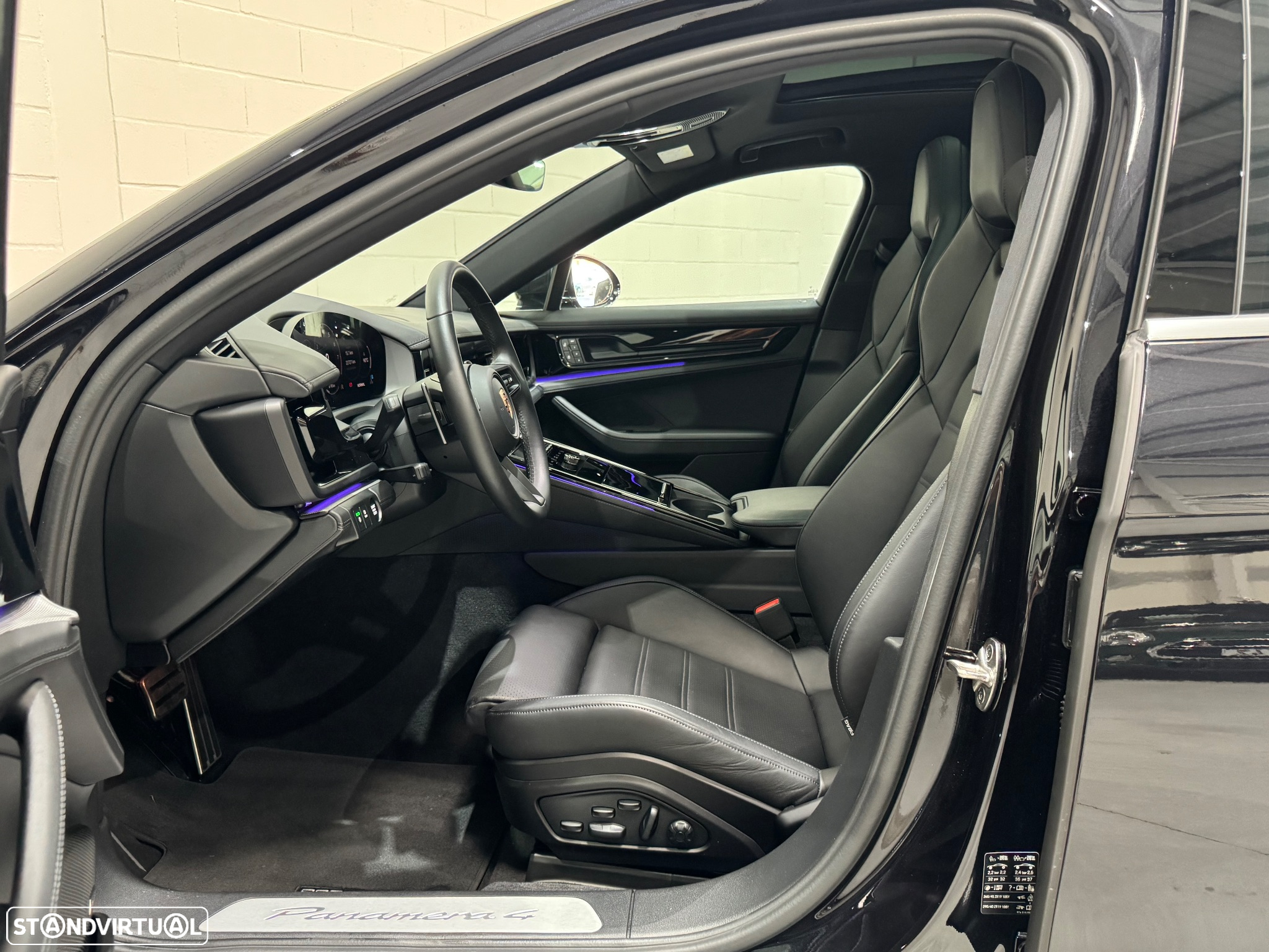 Porsche Panamera 4 - 21