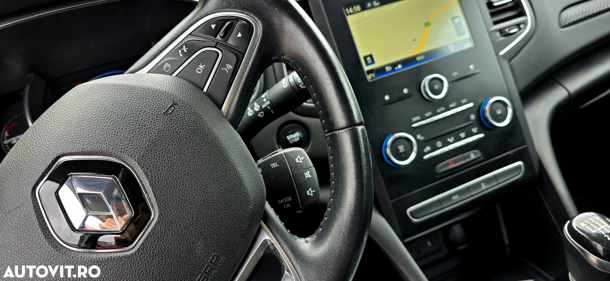 Renault Megane BLUE dCi Zen - 15