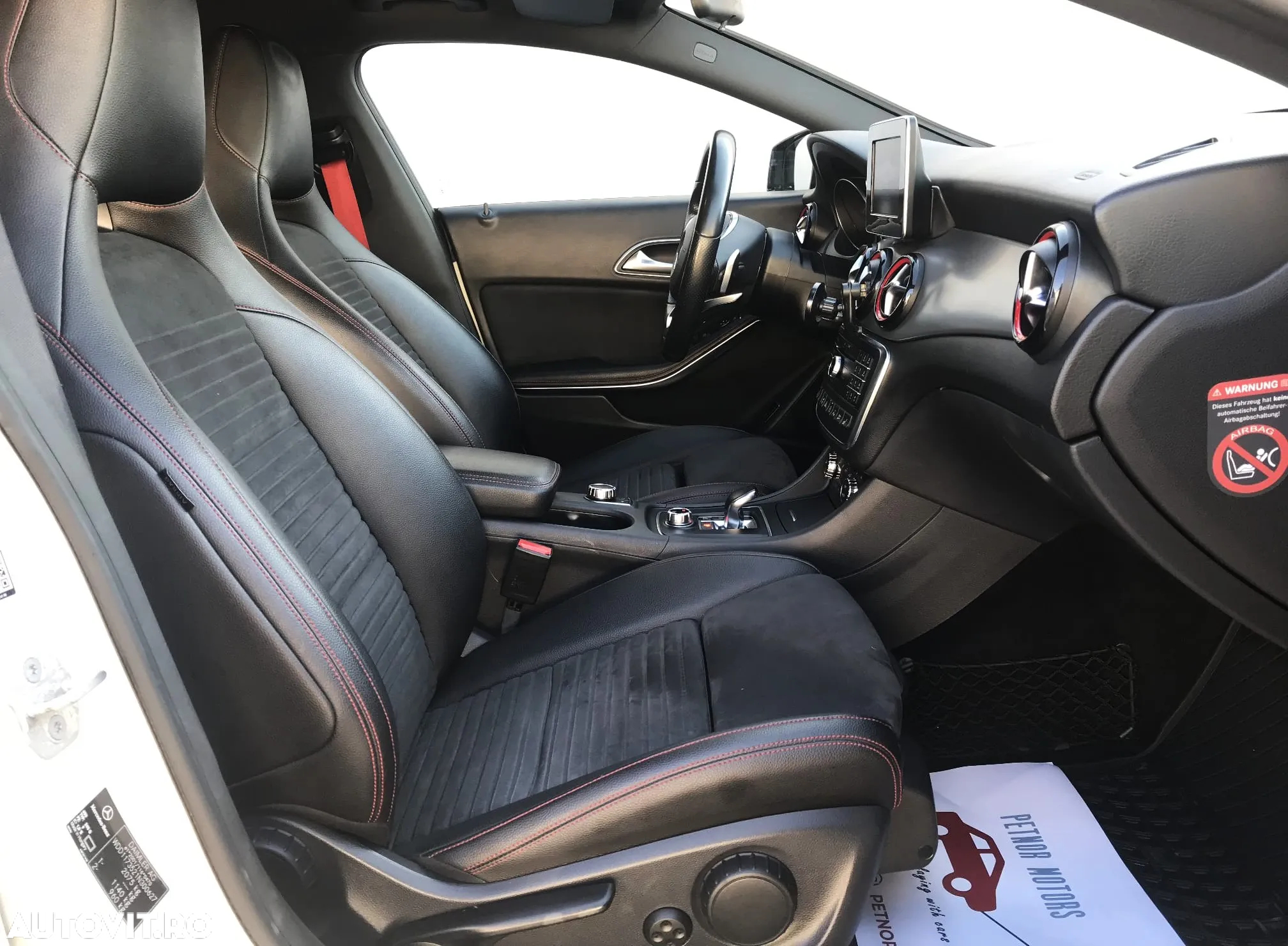 Mercedes-Benz CLA AMG 45 4Matic 7G-DCT - 16