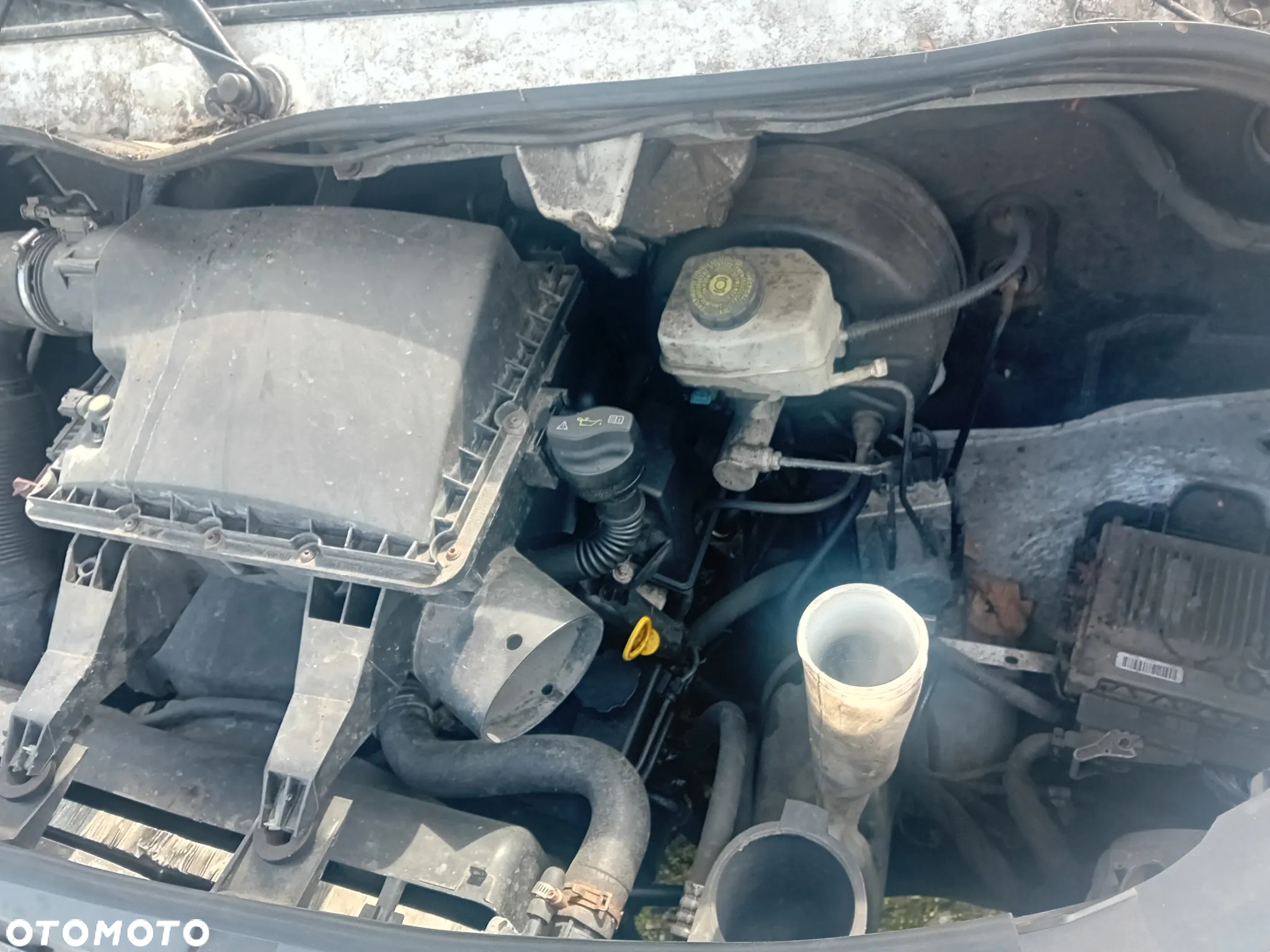 Mercedes-Benz Sprinter - 12