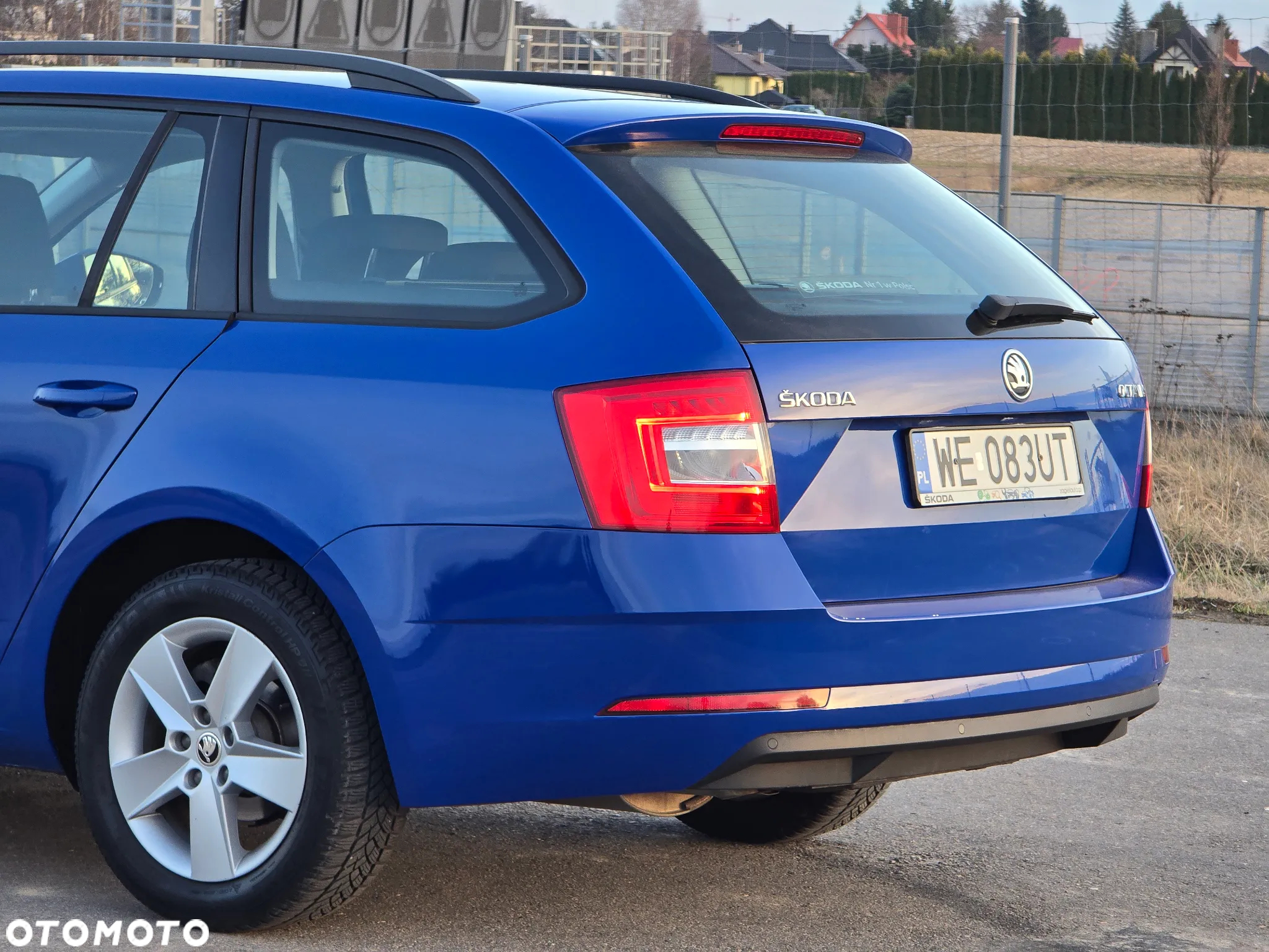 Skoda Octavia 2.0 TDI Ambition DSG - 5