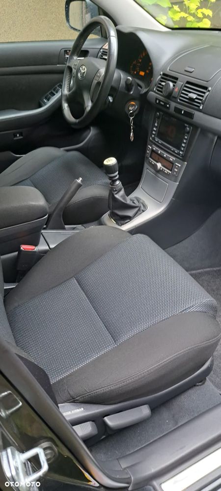 Toyota Avensis 2.2 D-4D Sol Plus - 6