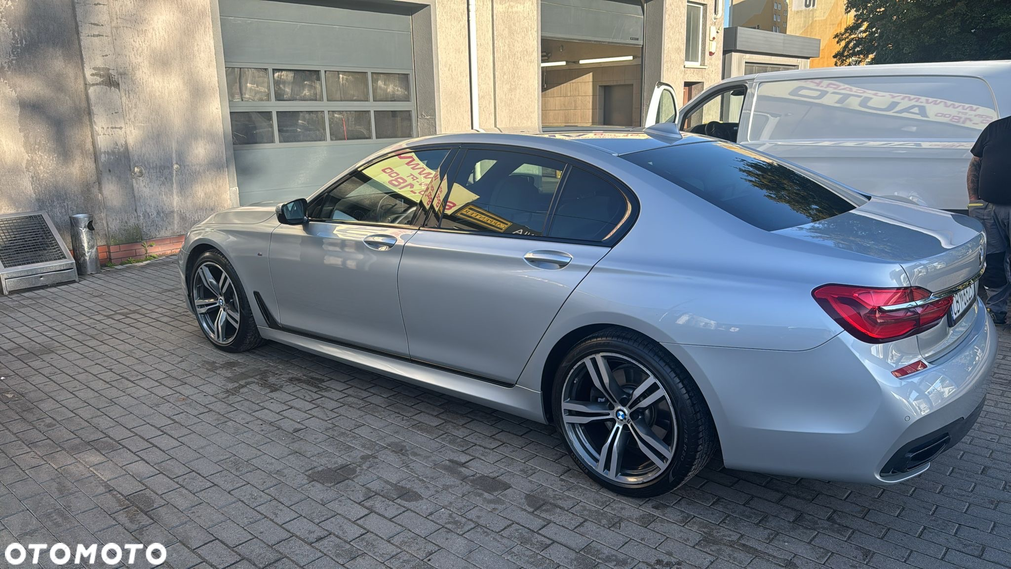 BMW Seria 7 730d xDrive - 4