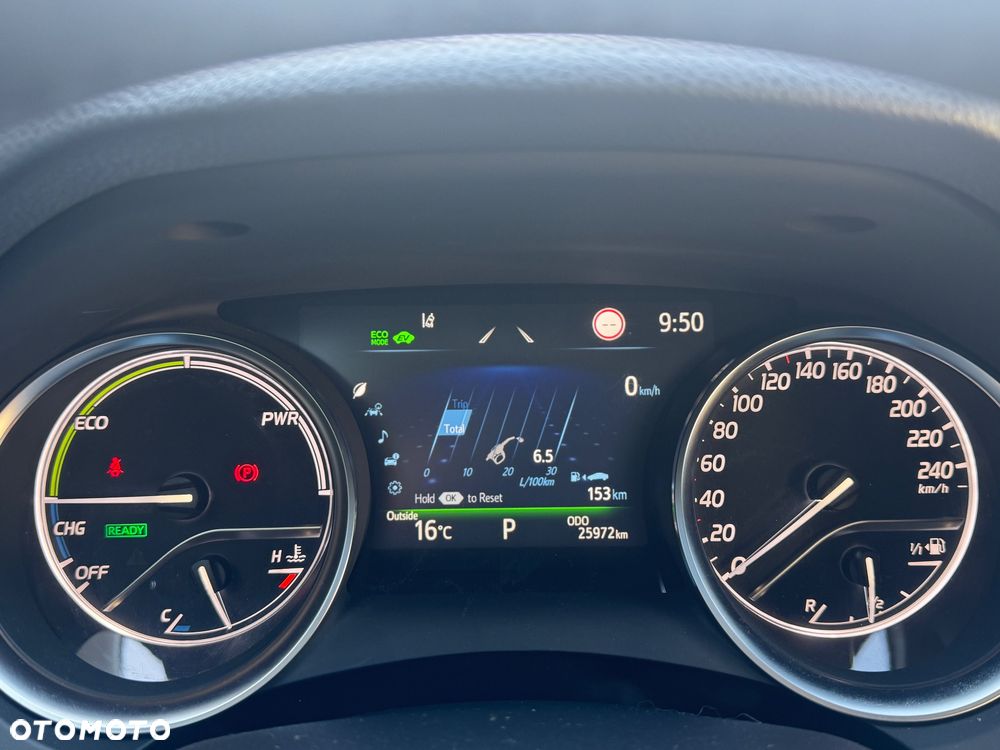 Toyota Camry 2.5 Hybrid Comfort CVT - 26