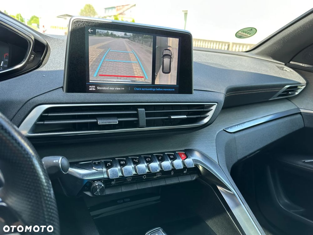 Peugeot 3008 BlueHDi 180 Stop & Start EAT6 GT - 11