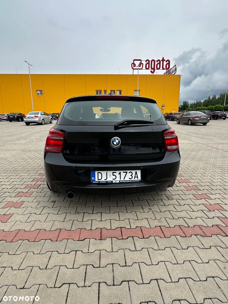 BMW Seria 1 116i - 4