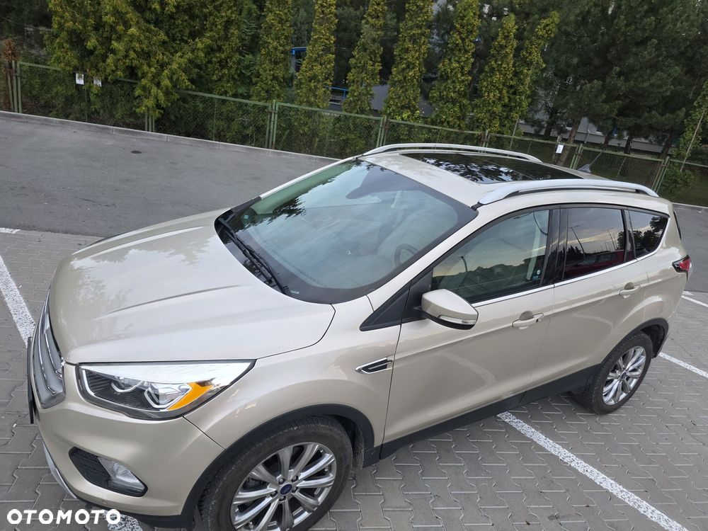 Ford Kuga - 1