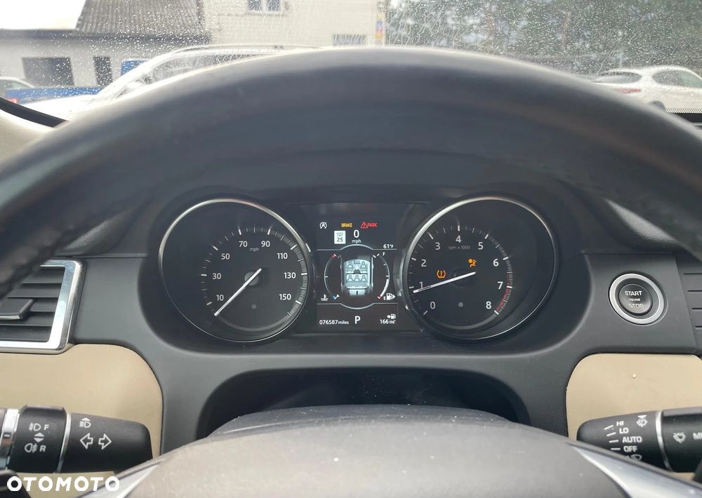 Land Rover Discovery Sport 2.0 Si4 HSE - 16