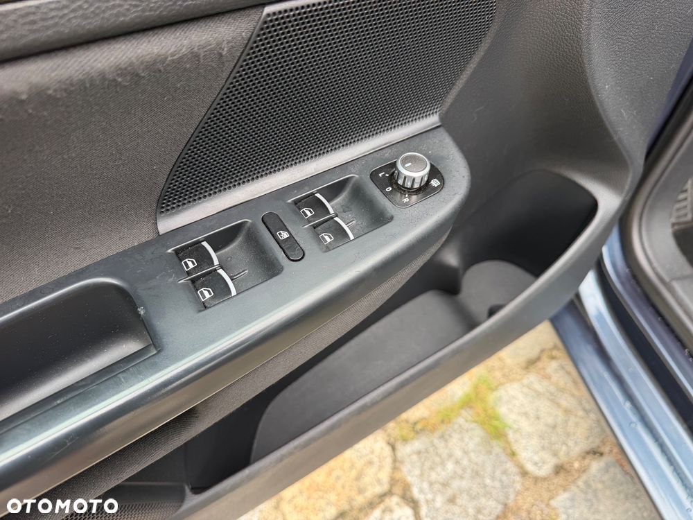 Volkswagen Golf 1.4 TSI Style - 21