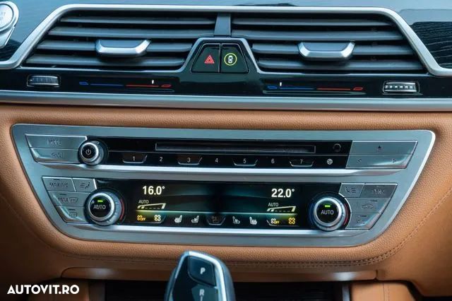 BMW Seria 7 740Le xDrive iPerformance - 20